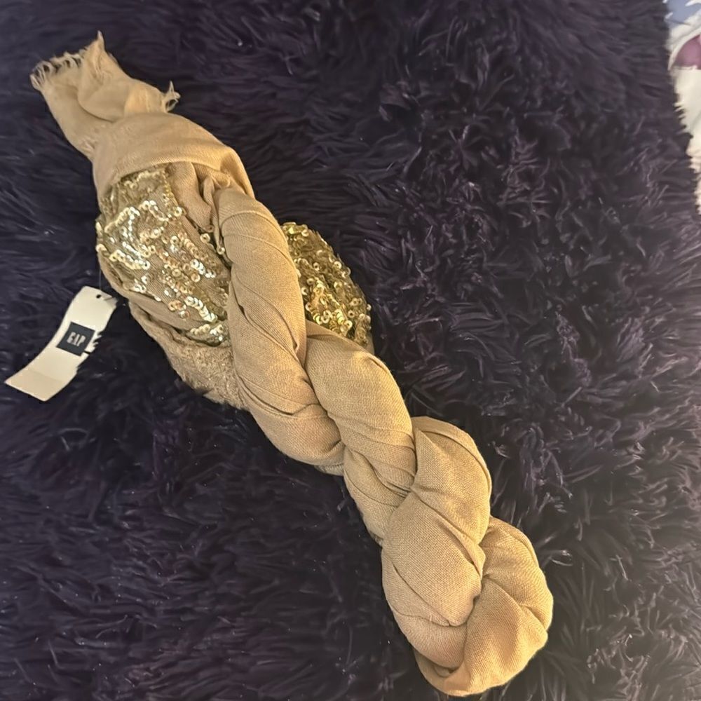 gap gold sequin scarf